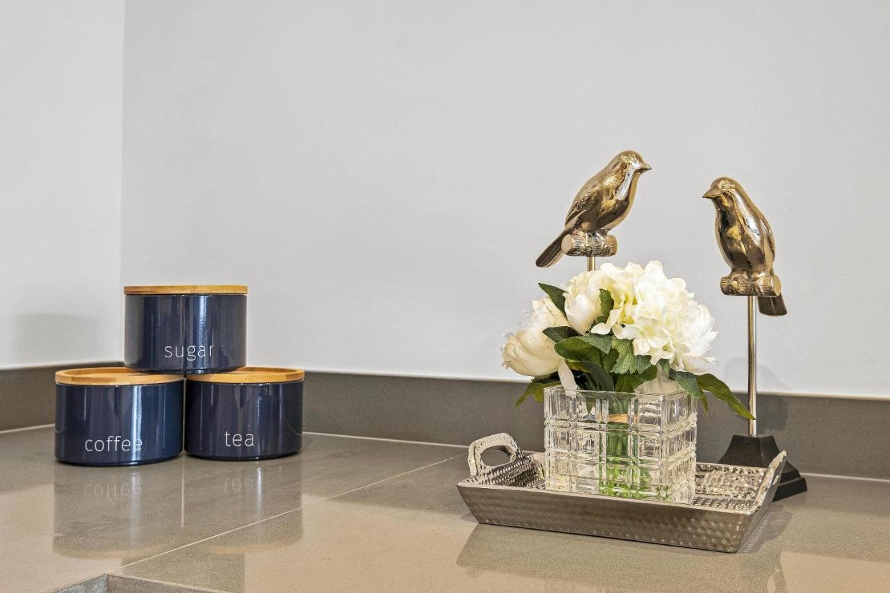 St Martins 2 Bedroom Apartments In Ruislip By 360 Stays Εξωτερικό φωτογραφία