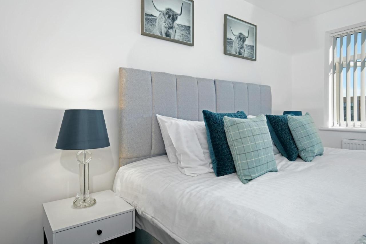 St Martins House Luxury 2 Bedroom Apartments Ruislip By 360Stays Εξωτερικό φωτογραφία