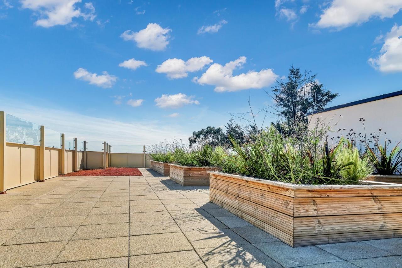 St Martins 2 Bedroom Apartments In Ruislip By 360 Stays Εξωτερικό φωτογραφία